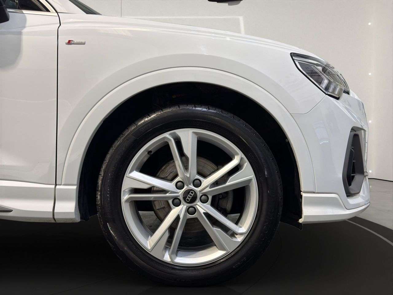 2023 AUDI Q3 2023 AUDI Q3