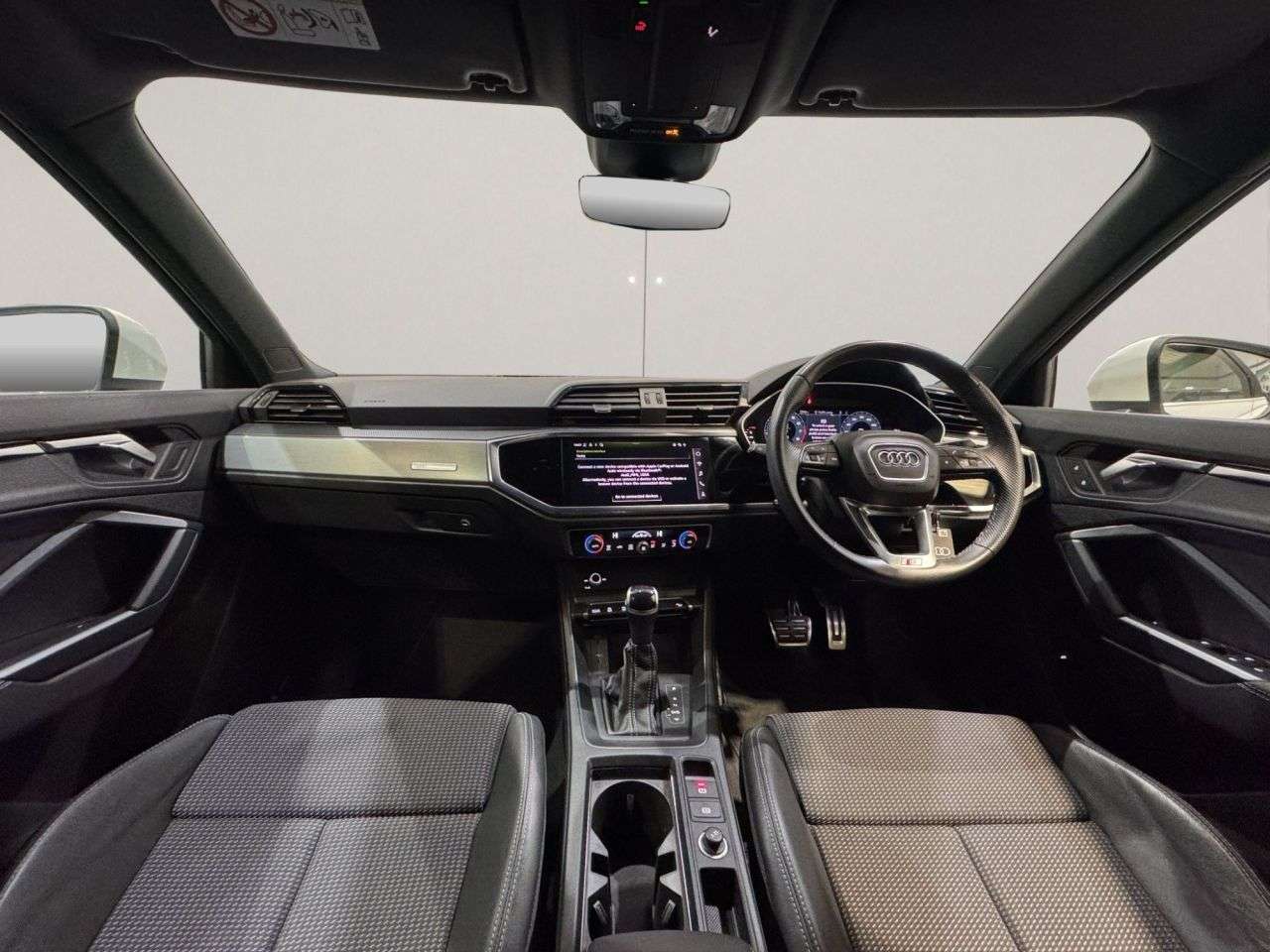 2023 AUDI Q3 2023 AUDI Q3