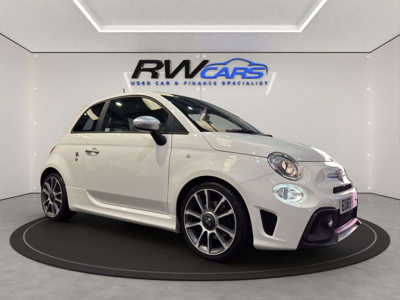 2019 ABARTH 595 2019 ABARTH 595