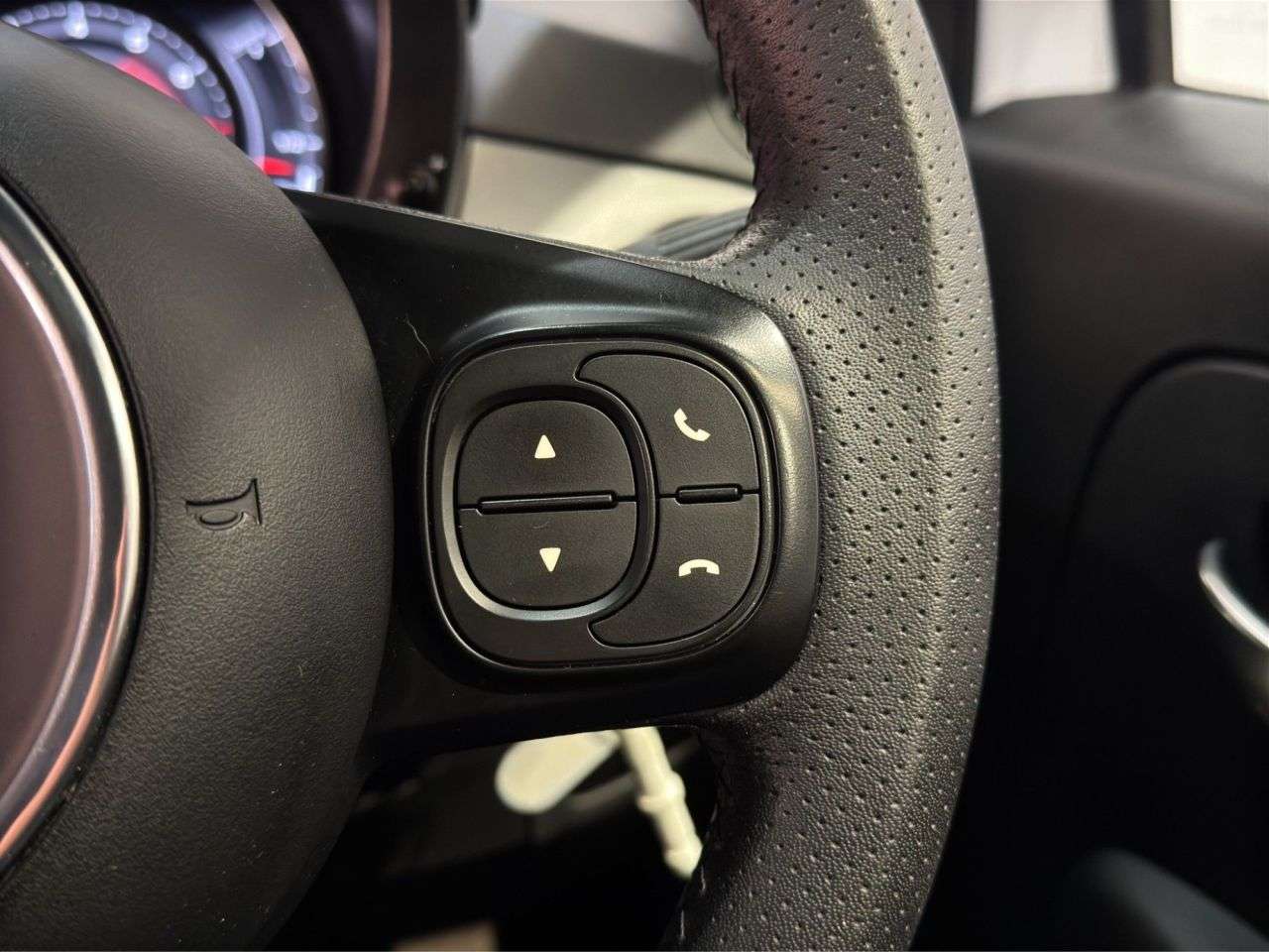 2019 ABARTH 595 2019 ABARTH 595