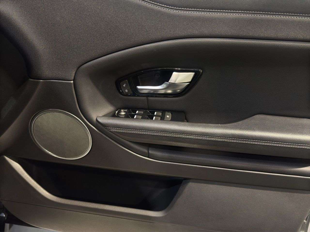 2017 LAND ROVER RANGE ROVER EVOQUE 2017 LAND ROVER RANGE ROVER EVOQUE