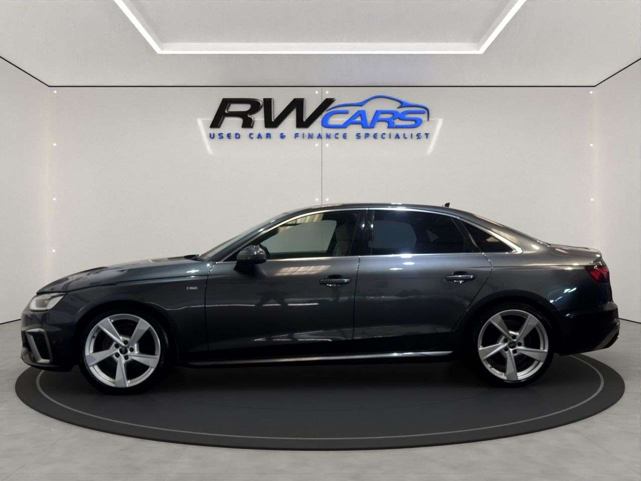 A 2022 AUDI A4 2.0 TFSI 35 S line Saloon 4dr Petrol S Tronic Euro 6 (s/s) (150 ps) A 2022 AUDI A4 2.0 TFSI 35 S line Saloon 4dr Petrol S Tronic Euro 6 (s/s) (150 ps)