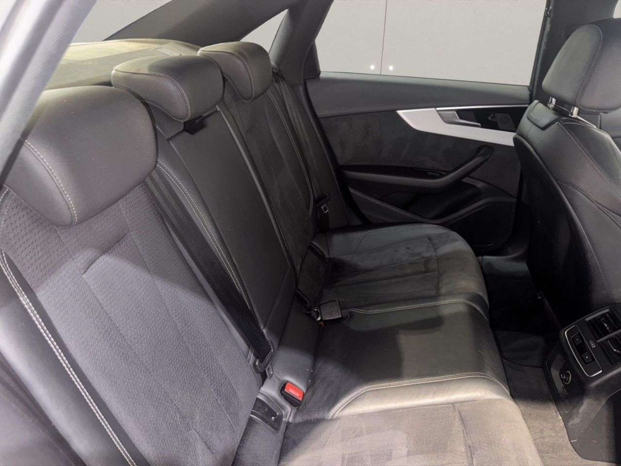 2022 AUDI A4 2022 AUDI A4