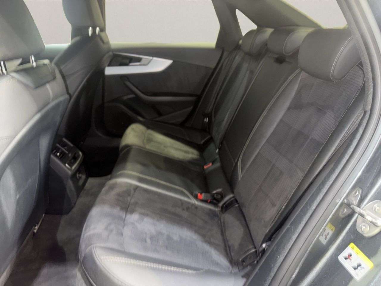 2022 AUDI A4 2022 AUDI A4