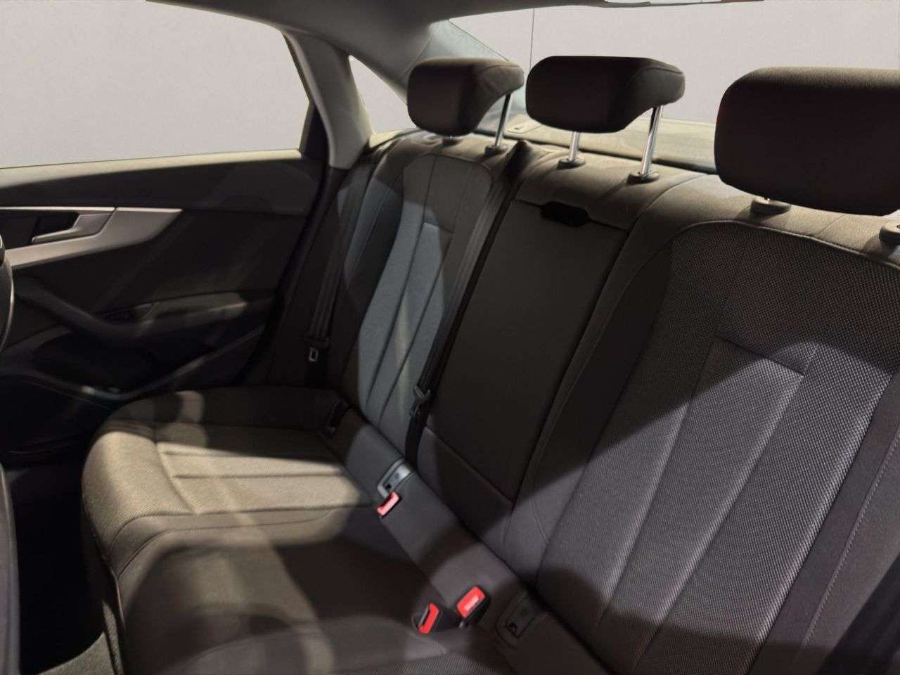 2023 AUDI A4 2023 AUDI A4