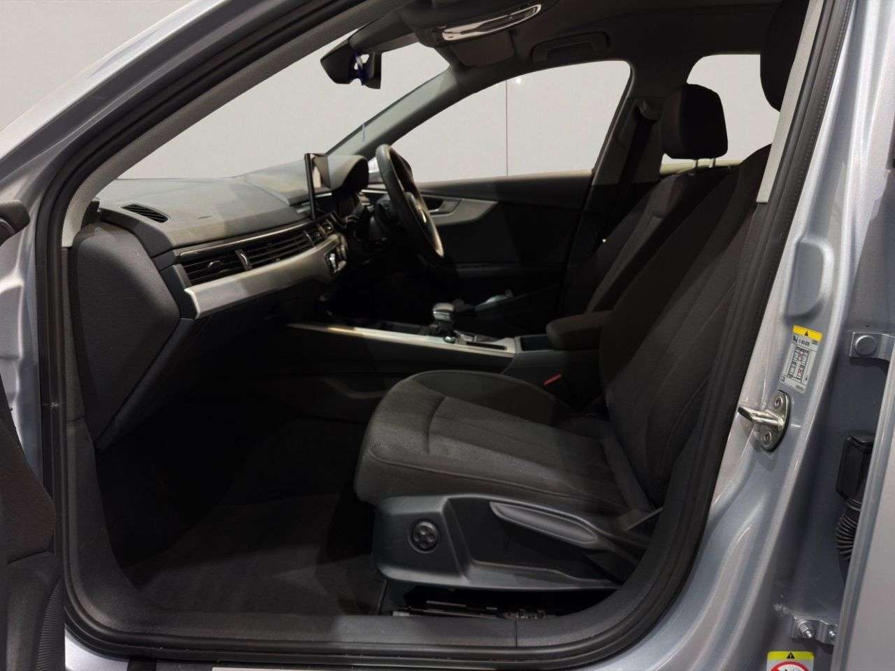 2023 AUDI A4 2023 AUDI A4