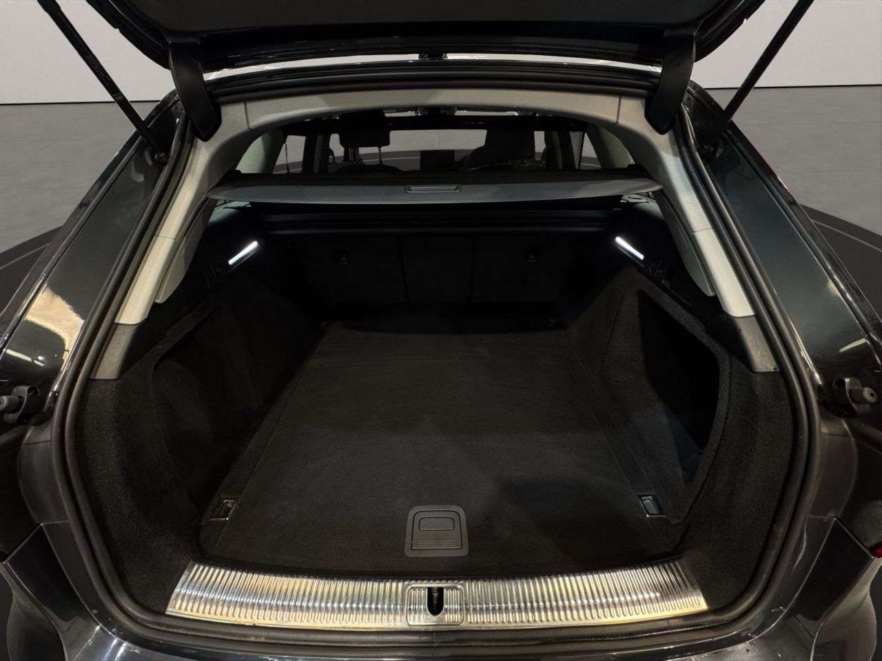 2023 AUDI A4 AVANT 2023 AUDI A4 AVANT