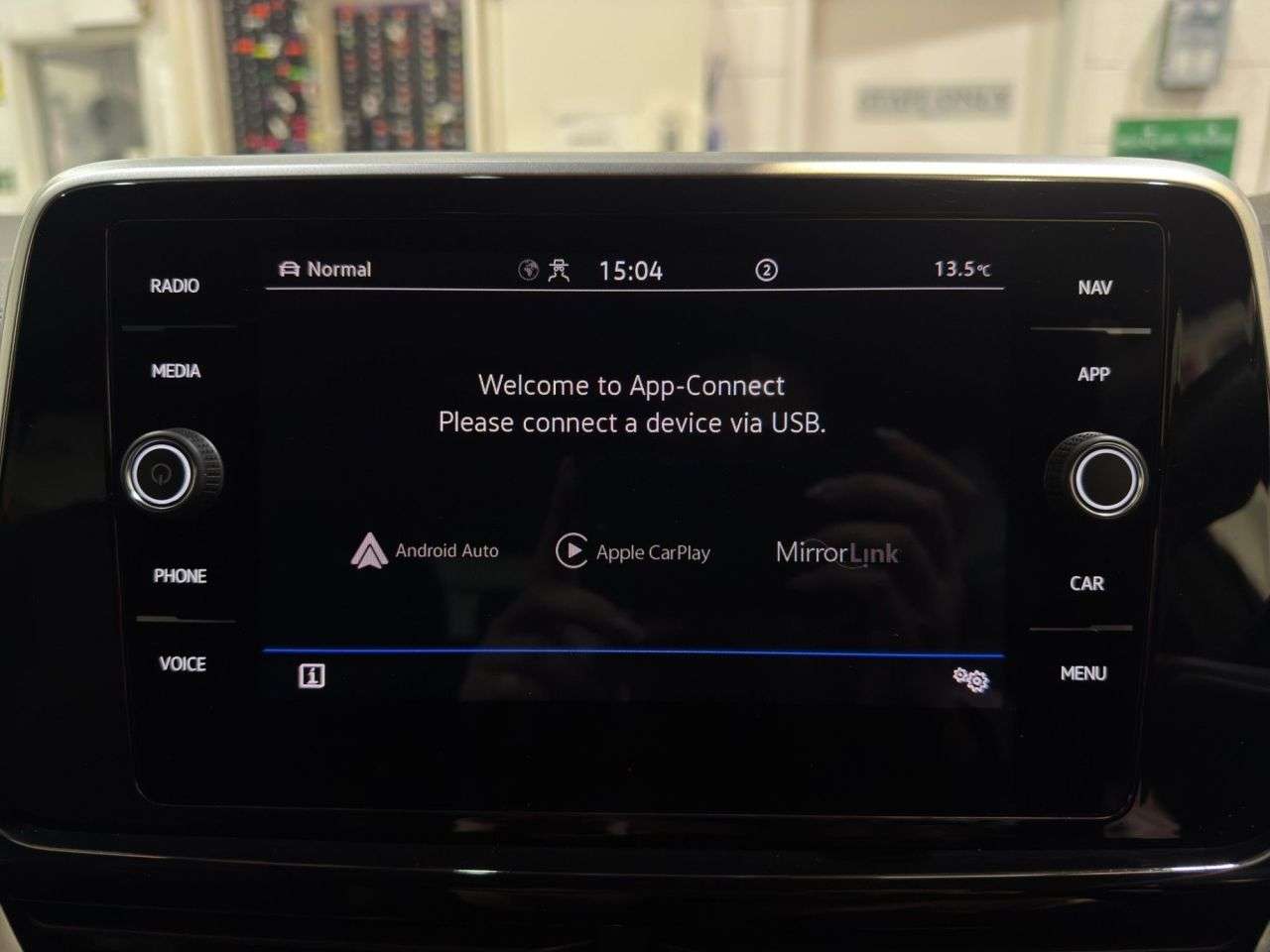 2023 VOLKSWAGEN T-ROC 2023 VOLKSWAGEN T-ROC