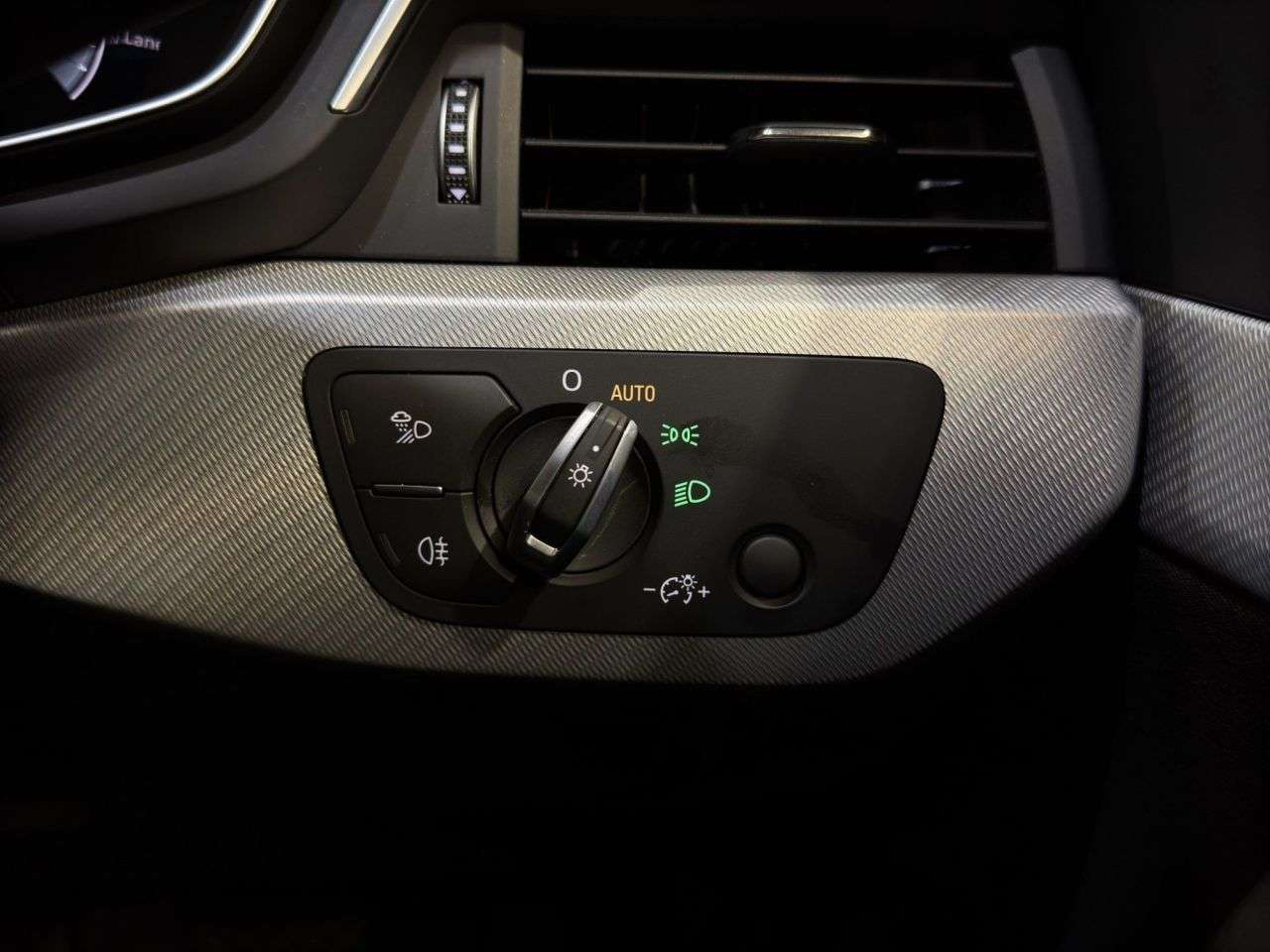 2023 AUDI A4 2023 AUDI A4