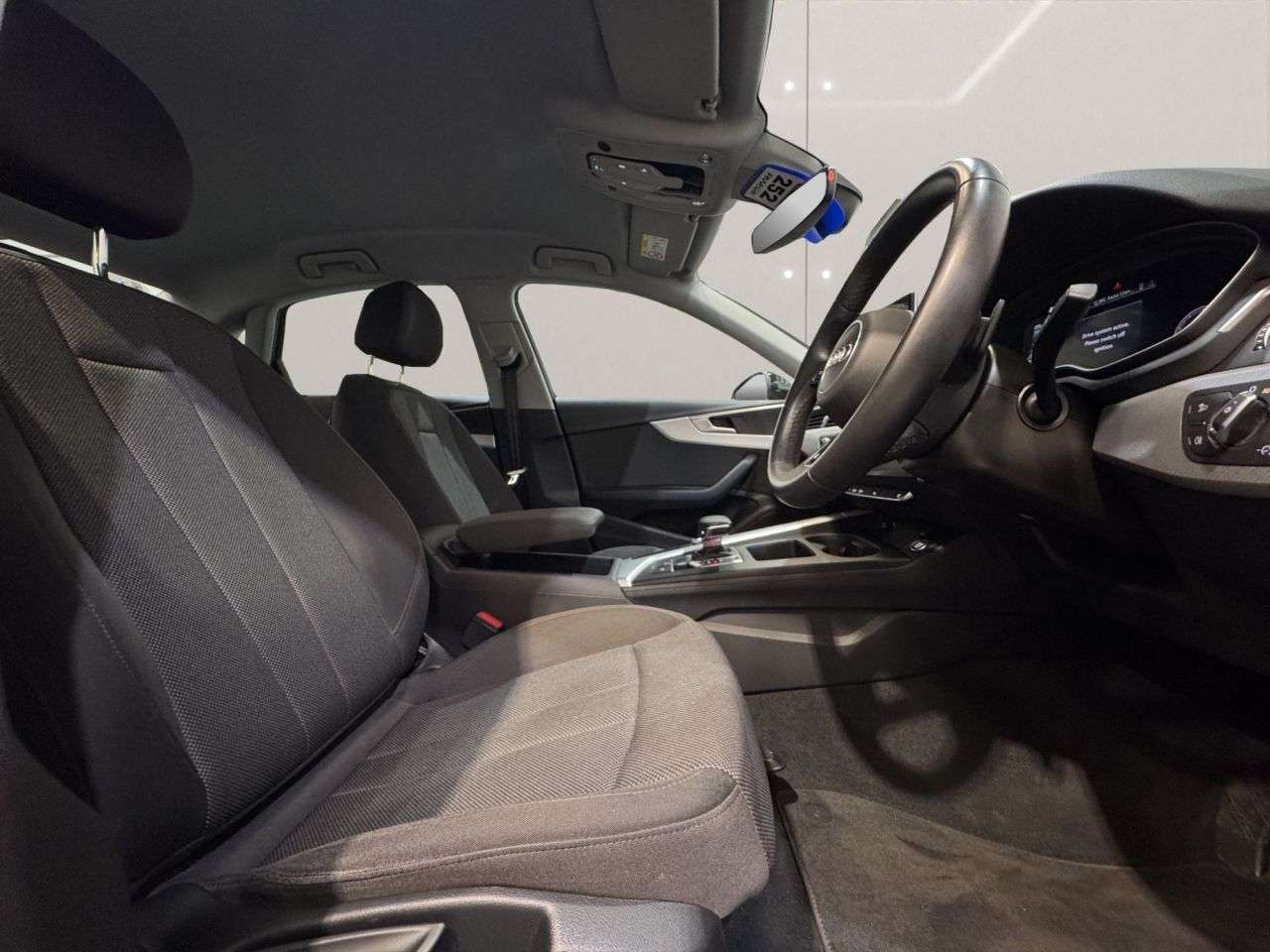 2023 AUDI A4 2023 AUDI A4