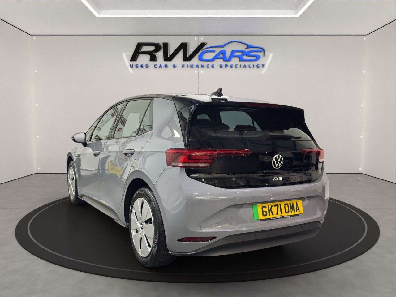 A 2021 VOLKSWAGEN ID.3 Pro 58kWh Life Hatchback 5dr Electric Auto (145 ps) A 2021 VOLKSWAGEN ID.3 Pro 58kWh Life Hatchback 5dr Electric Auto (145 ps)