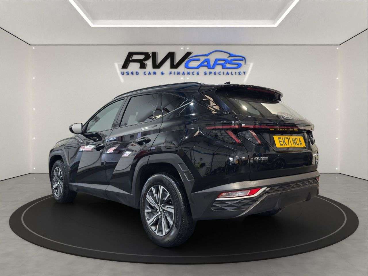 A 2021 HYUNDAI TUCSON 1.6 h T-GDi SE Connect SUV 5dr Petrol Hybrid Auto Euro 6 (s/s) (230 ps) A 2021 HYUNDAI TUCSON 1.6 h T-GDi SE Connect SUV 5dr Petrol Hybrid Auto Euro 6 (s/s) (230 ps)