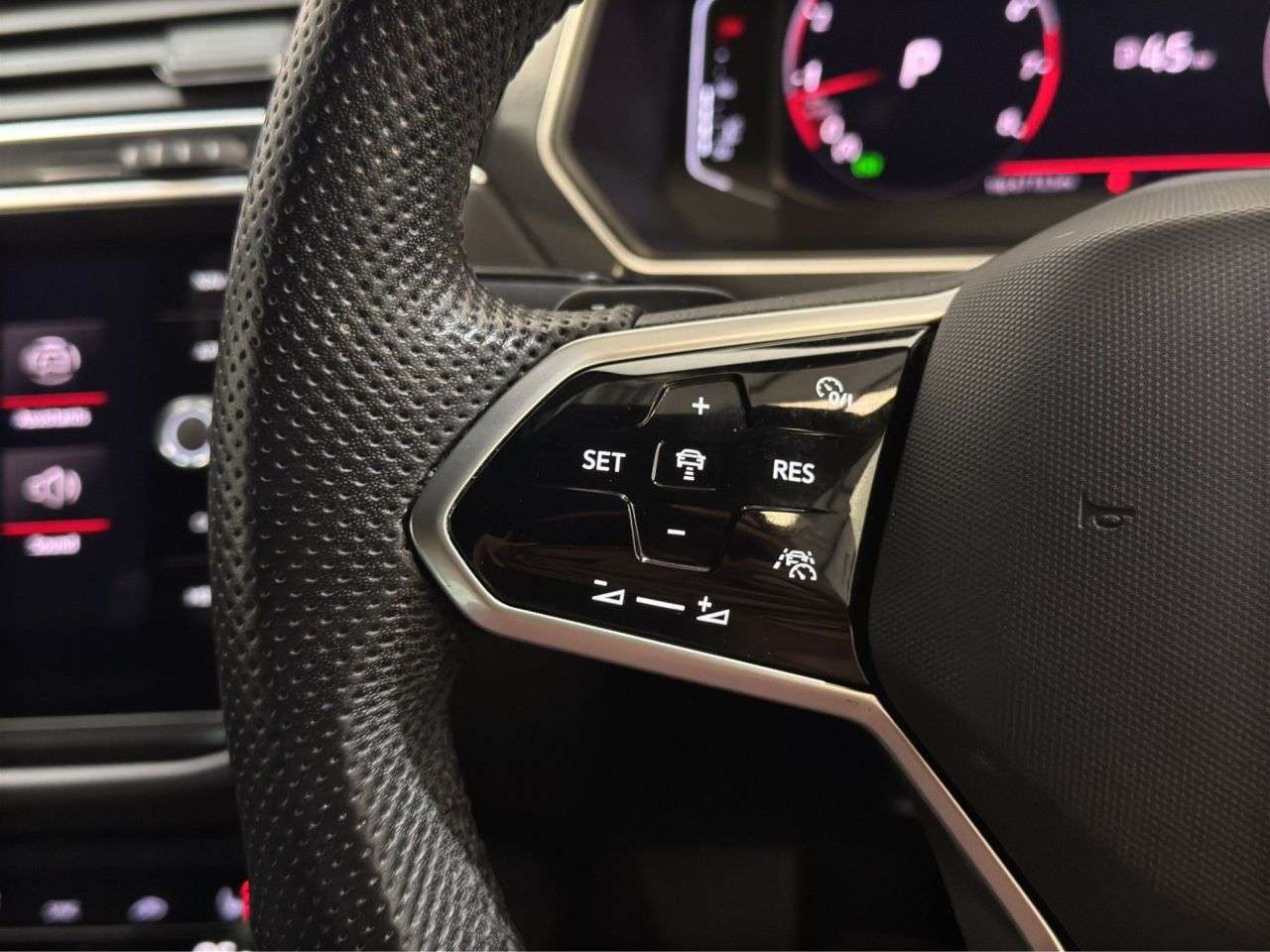 2022 VOLKSWAGEN TIGUAN 2022 VOLKSWAGEN TIGUAN