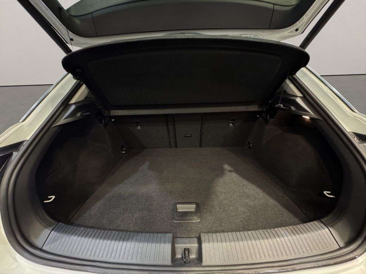 2021 VOLKSWAGEN T-ROC 2021 VOLKSWAGEN T-ROC