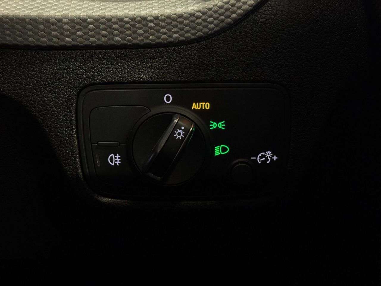 2023 AUDI Q2 2023 AUDI Q2