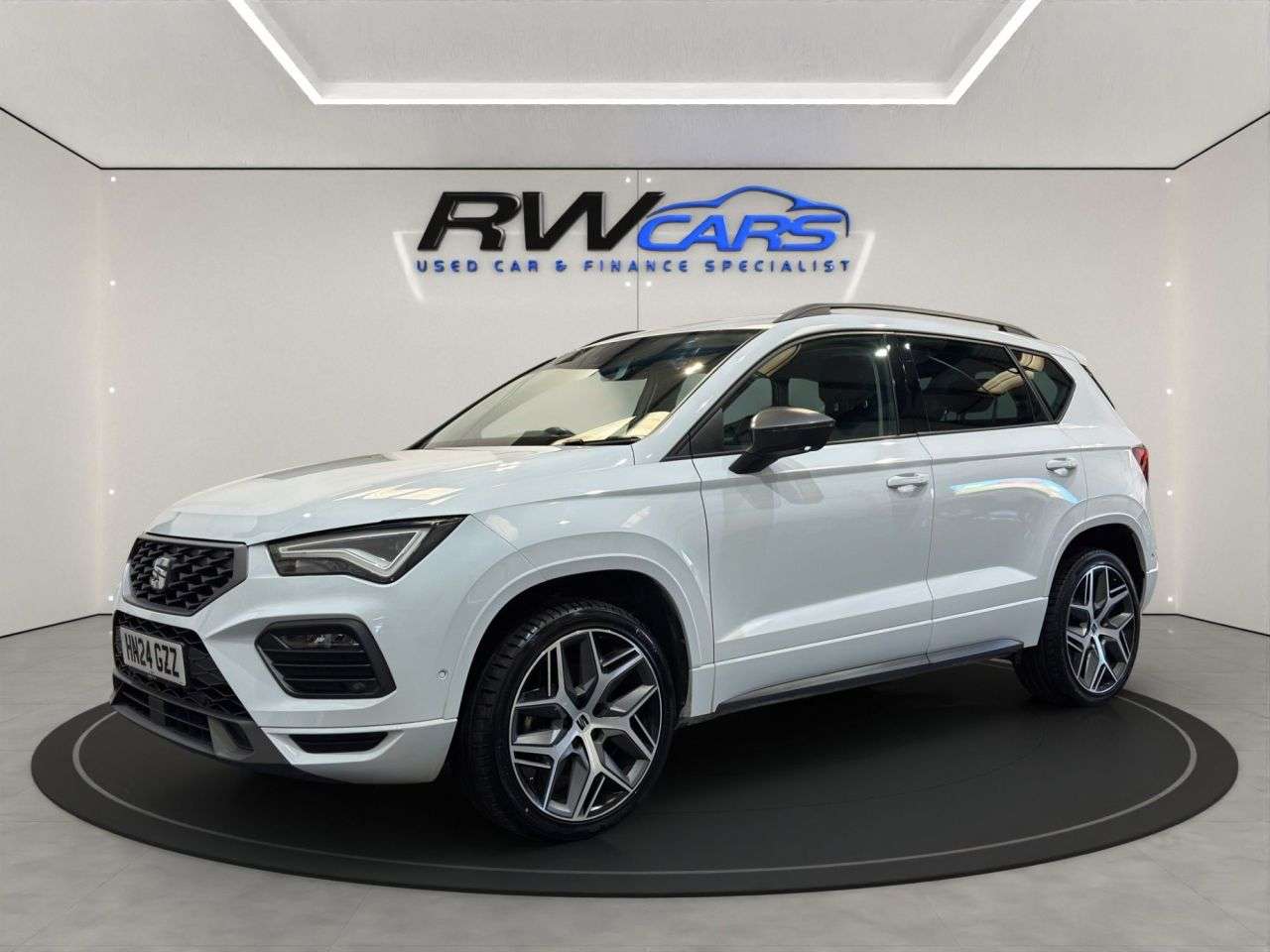 A 2024 SEAT ATECA 1.5 TSI EVO FR Sport SUV 5dr Petrol DSG Euro 6 (s/s) (150 ps) A 2024 SEAT ATECA 1.5 TSI EVO FR Sport SUV 5dr Petrol DSG Euro 6 (s/s) (150 ps)