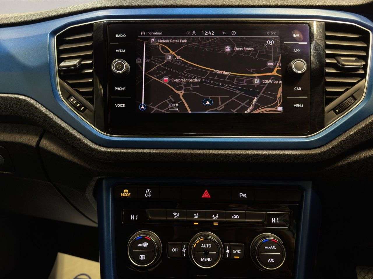 2021 VOLKSWAGEN T-ROC 2021 VOLKSWAGEN T-ROC