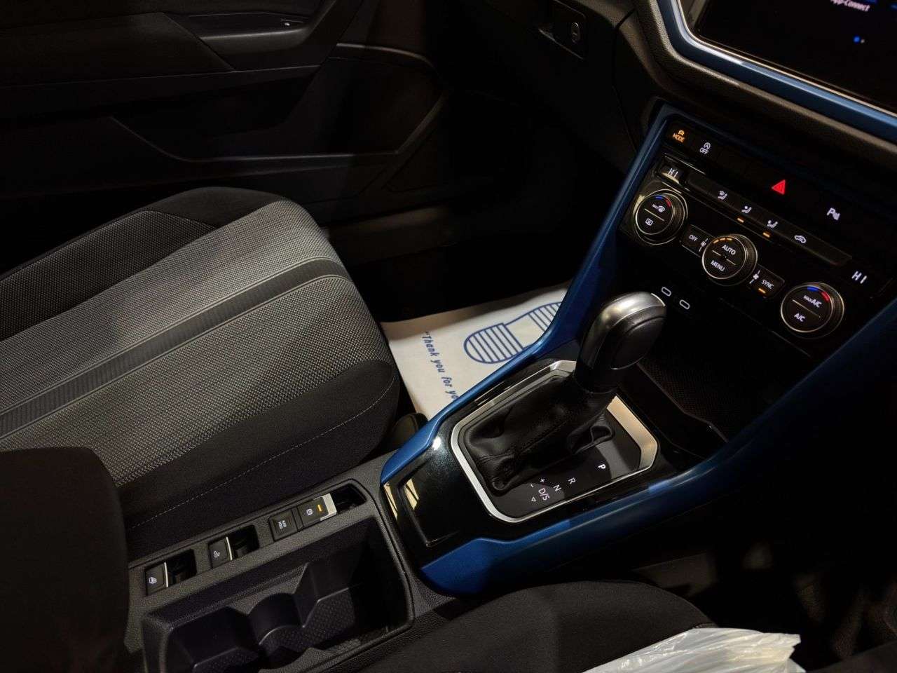 2021 VOLKSWAGEN T-ROC 2021 VOLKSWAGEN T-ROC