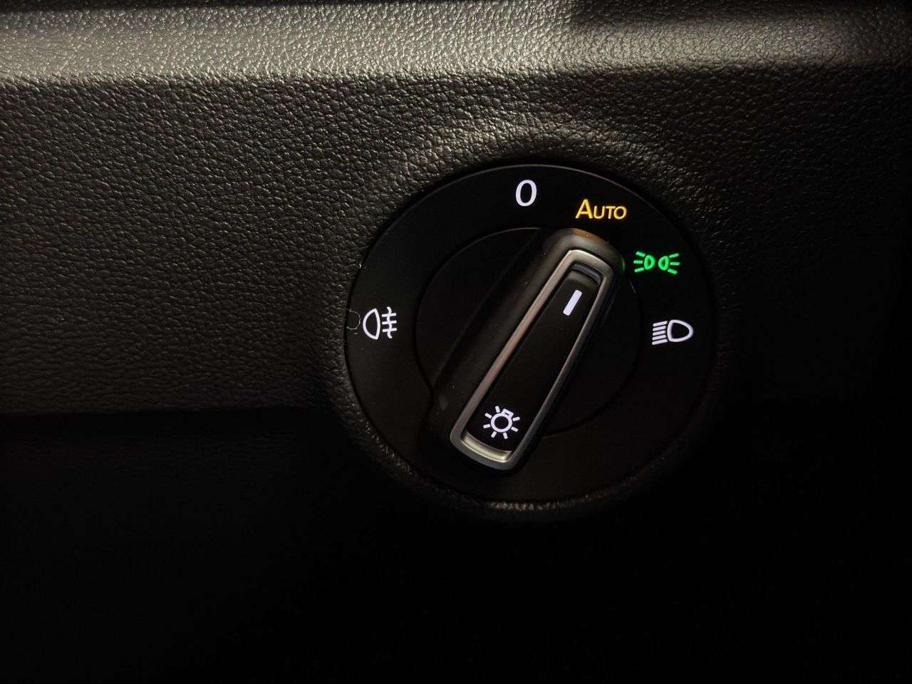 2021 VOLKSWAGEN T-ROC 2021 VOLKSWAGEN T-ROC