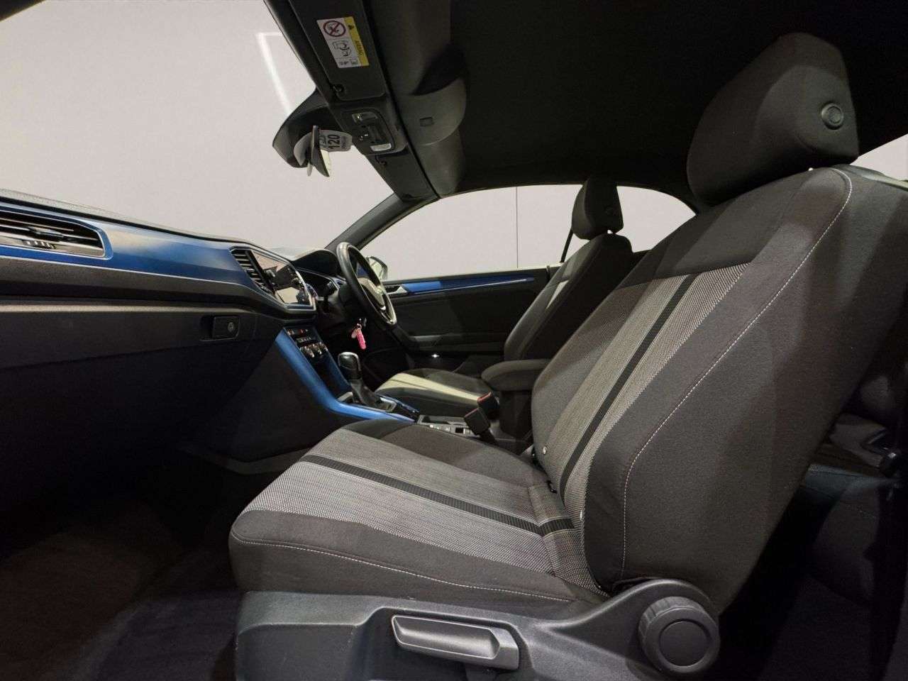 2021 VOLKSWAGEN T-ROC 2021 VOLKSWAGEN T-ROC