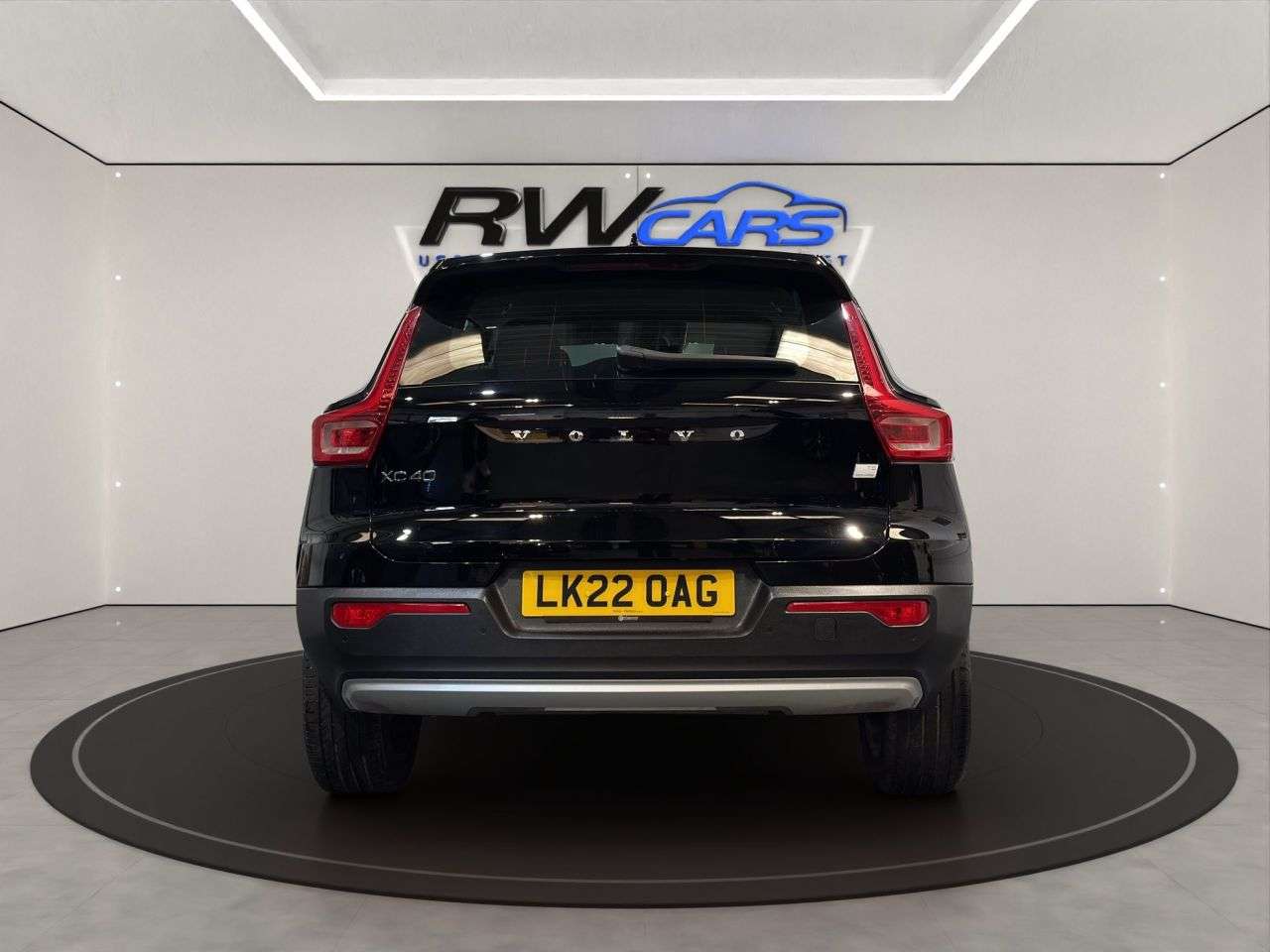 2022 VOLVO XC40 2022 VOLVO XC40