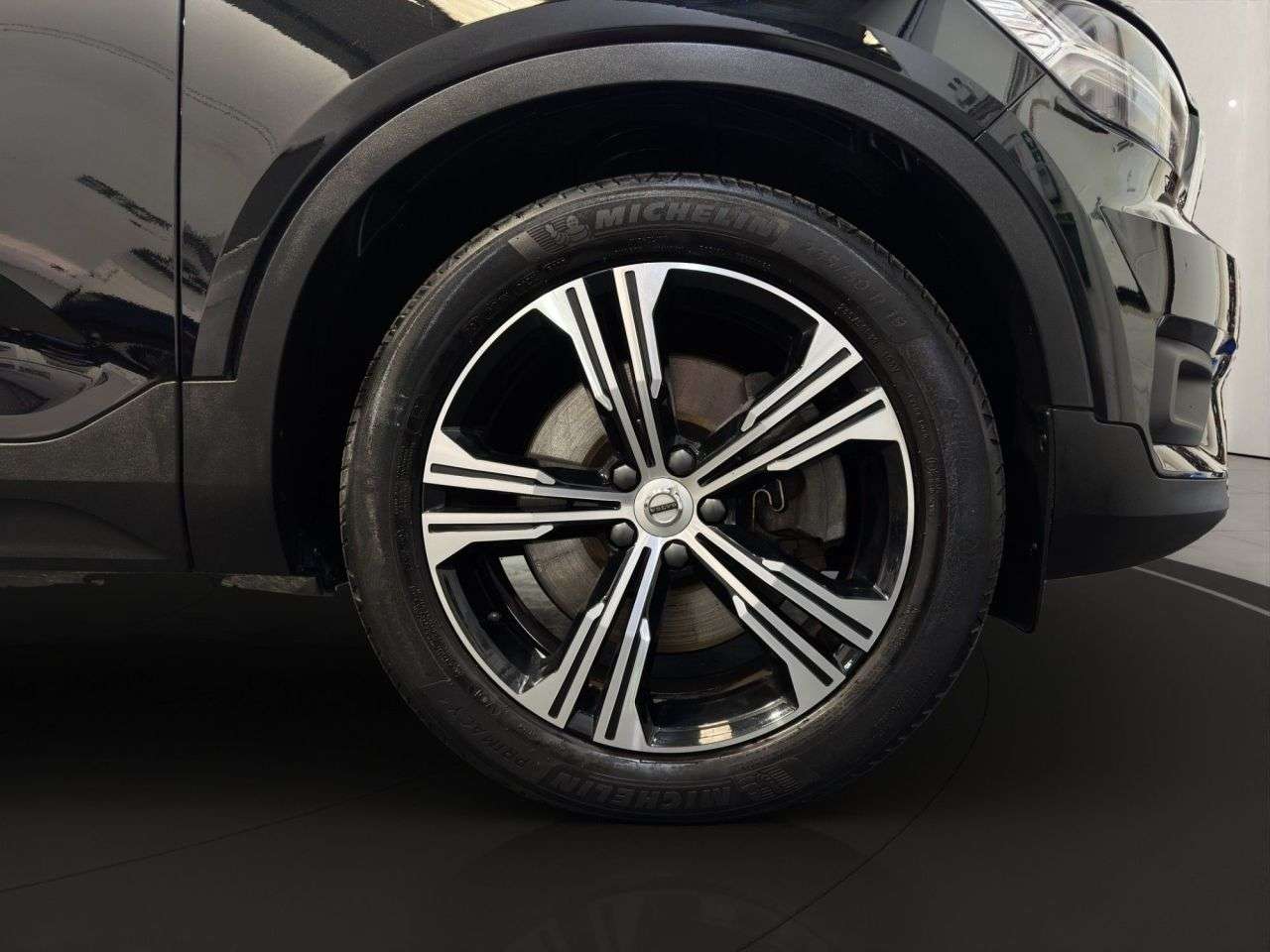 2022 VOLVO XC40 2022 VOLVO XC40