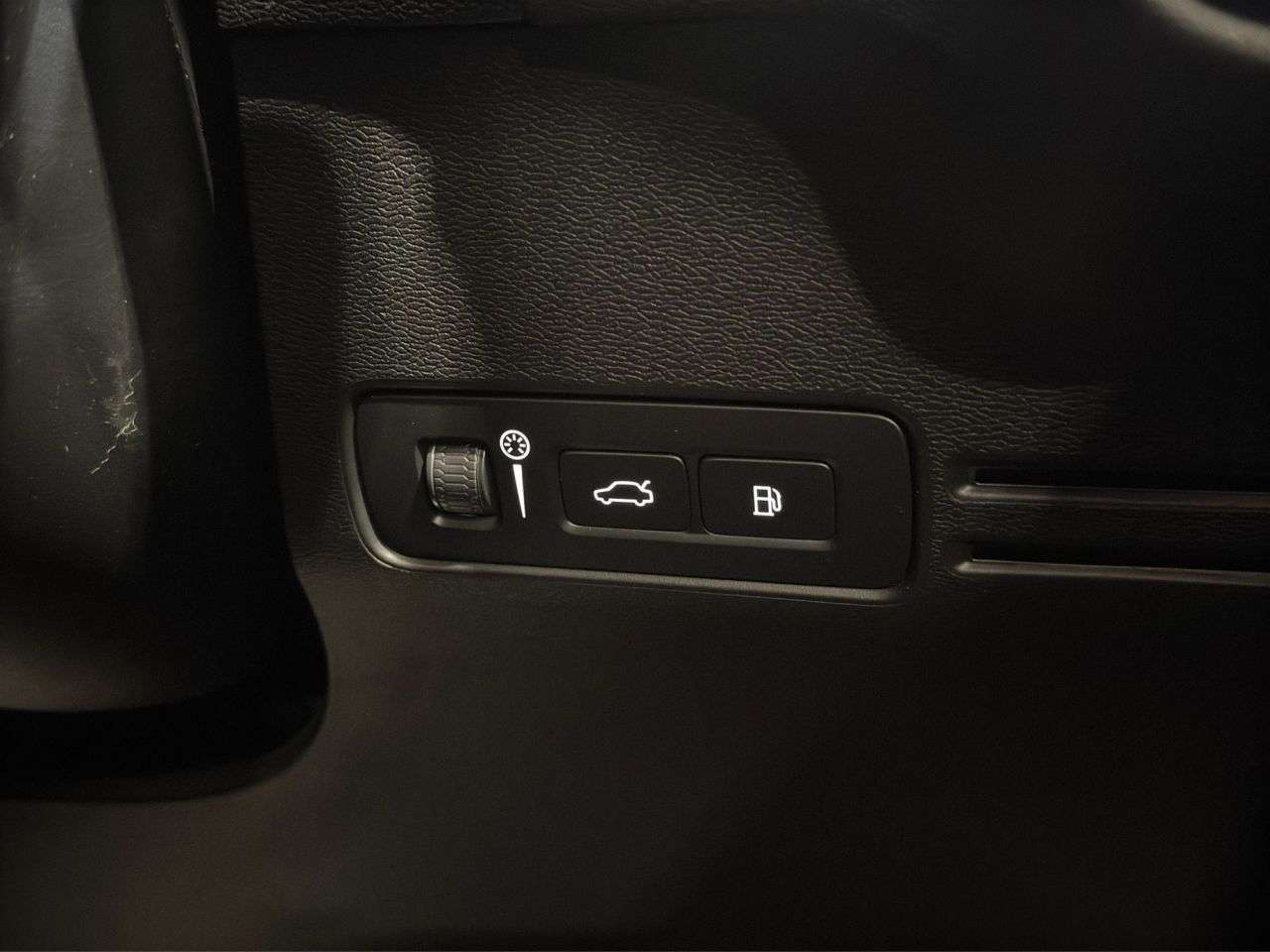 2022 VOLVO XC40 2022 VOLVO XC40