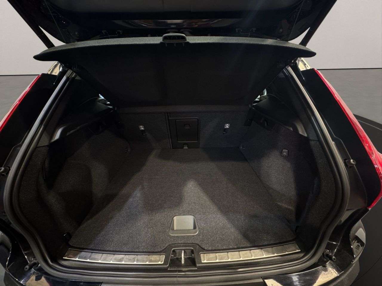 2022 VOLVO XC40 2022 VOLVO XC40