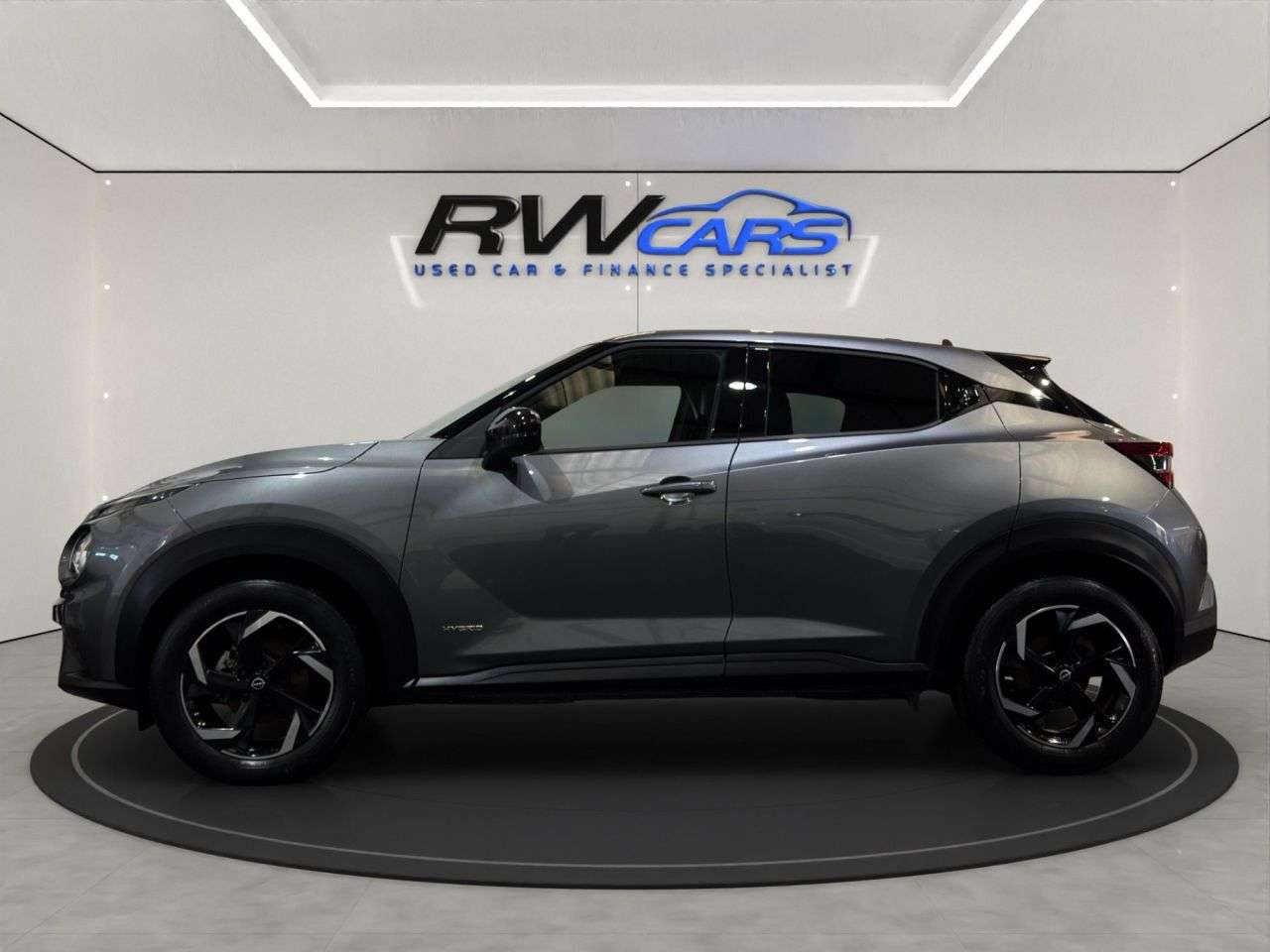 A 2023 NISSAN JUKE 1.6 N-Connecta SUV 5dr Petrol Hybrid Auto Euro 6 (143 ps) A 2023 NISSAN JUKE 1.6 N-Connecta SUV 5dr Petrol Hybrid Auto Euro 6 (143 ps)