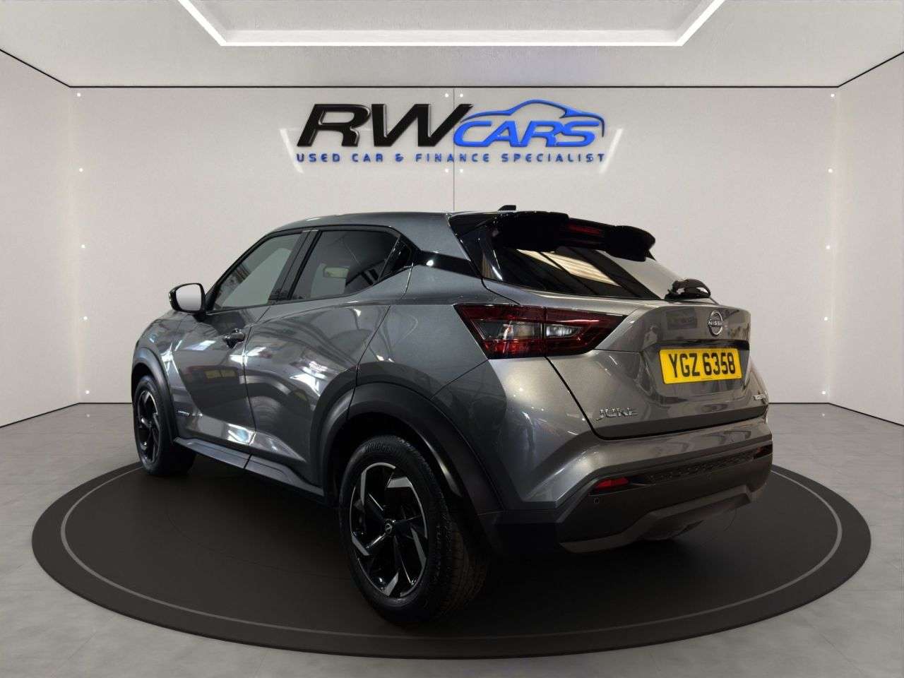A 2023 NISSAN JUKE 1.6 N-Connecta SUV 5dr Petrol Hybrid Auto Euro 6 (143 ps) A 2023 NISSAN JUKE 1.6 N-Connecta SUV 5dr Petrol Hybrid Auto Euro 6 (143 ps)