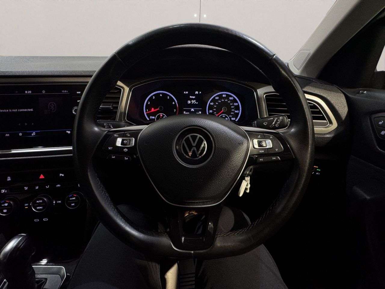 2021 VOLKSWAGEN T-ROC 2021 VOLKSWAGEN T-ROC