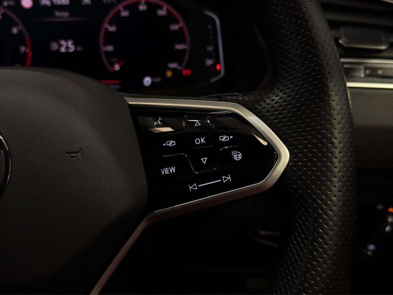 2022 VOLKSWAGEN TIGUAN 2022 VOLKSWAGEN TIGUAN