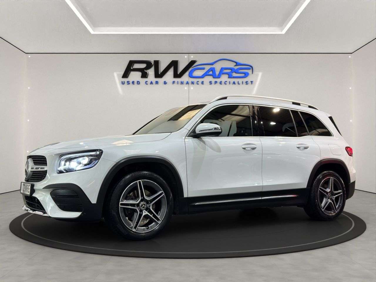 A 2022 MERCEDES-BENZ GLB 1.3 GLB200 AMG Line SUV 5dr Petrol 7G-DCT Euro 6 (s/s) (163 ps) A 2022 MERCEDES-BENZ GLB 1.3 GLB200 AMG Line SUV 5dr Petrol 7G-DCT Euro 6 (s/s) (163 ps)