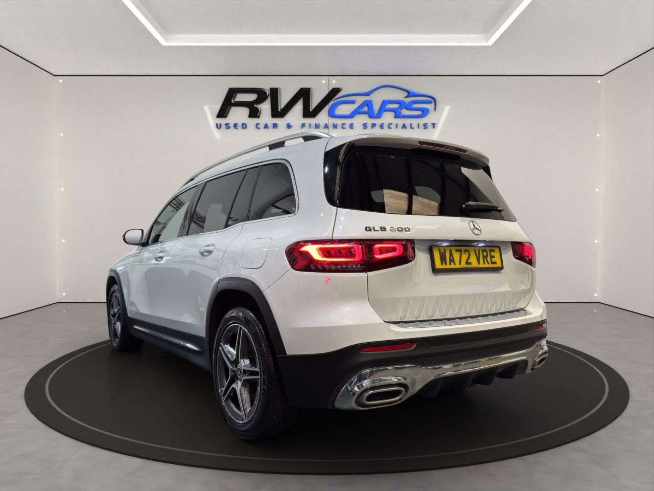 A 2022 MERCEDES-BENZ GLB 1.3 GLB200 AMG Line SUV 5dr Petrol 7G-DCT Euro 6 (s/s) (163 ps) A 2022 MERCEDES-BENZ GLB 1.3 GLB200 AMG Line SUV 5dr Petrol 7G-DCT Euro 6 (s/s) (163 ps)