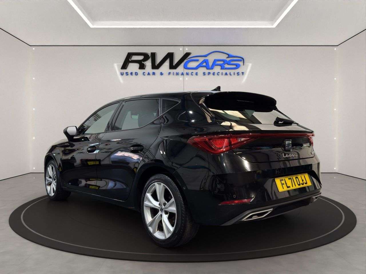 A 2021 SEAT LEON 1.5 TSI EVO FR Hatchback 5dr Petrol Manual Euro 6 (s/s) (130 ps) A 2021 SEAT LEON 1.5 TSI EVO FR Hatchback 5dr Petrol Manual Euro 6 (s/s) (130 ps)