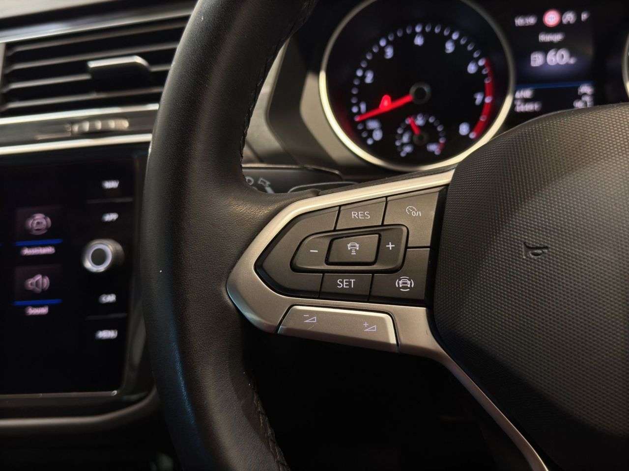 2021 VOLKSWAGEN TIGUAN 2021 VOLKSWAGEN TIGUAN