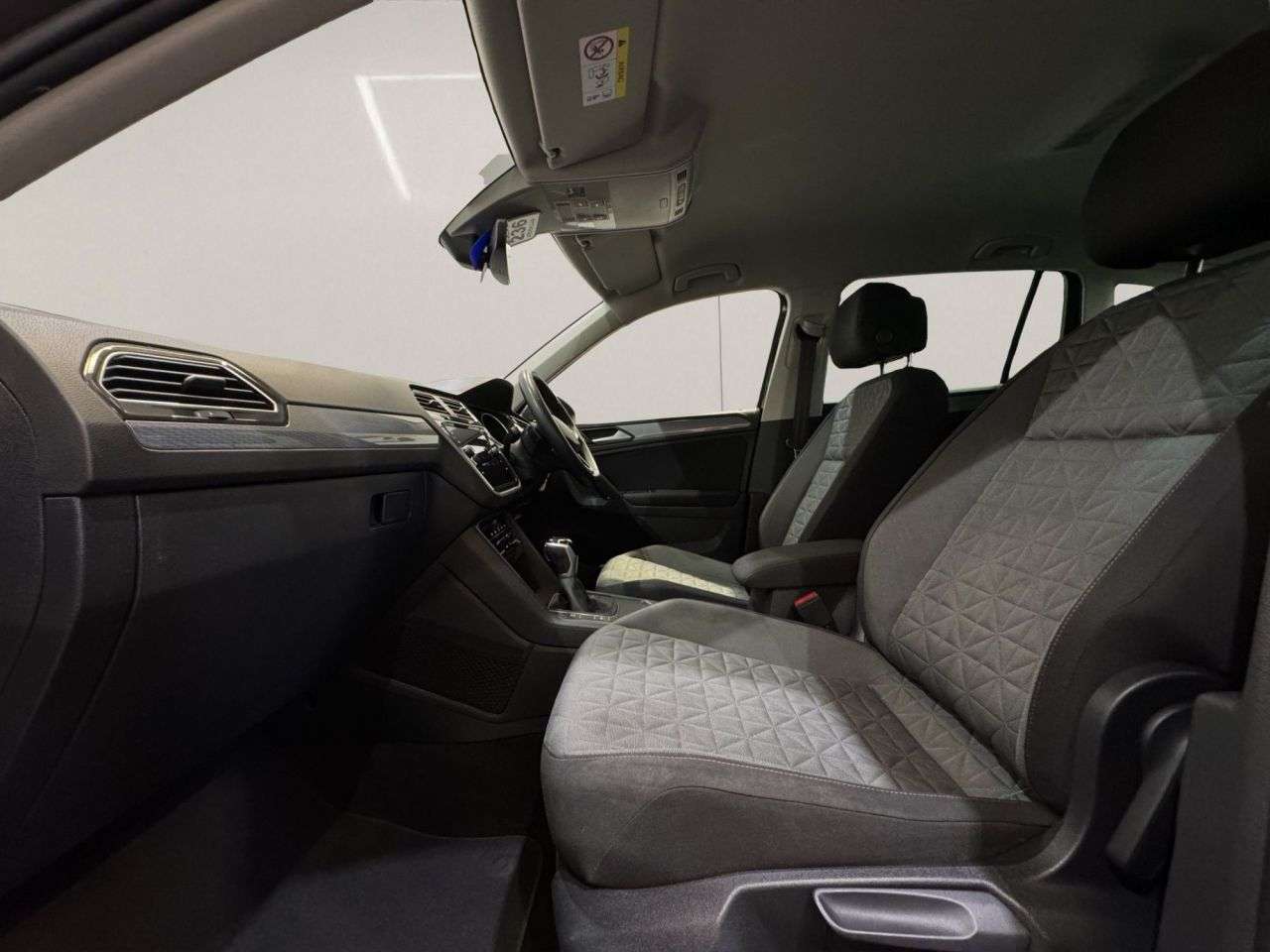 2021 VOLKSWAGEN TIGUAN 2021 VOLKSWAGEN TIGUAN