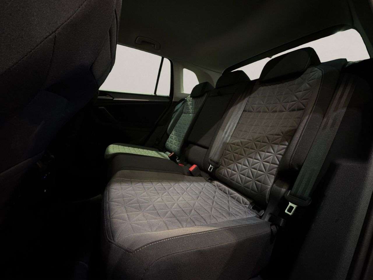 2021 VOLKSWAGEN TIGUAN 2021 VOLKSWAGEN TIGUAN