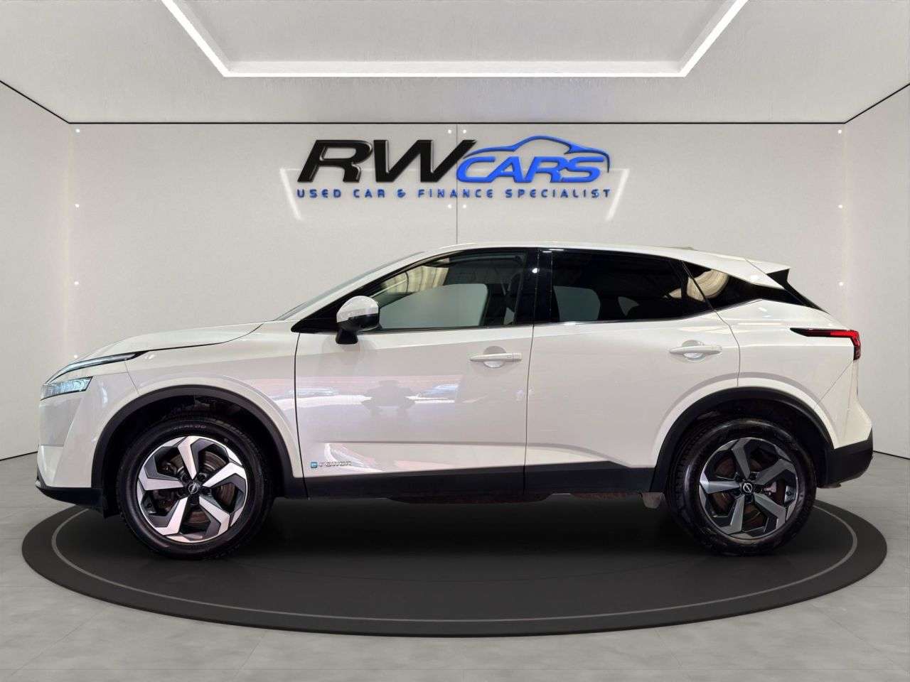 A 2023 NISSAN QASHQAI 1.5 h e-POWER N-Connecta SUV 5dr Petrol Hybrid Auto Euro 6 (s/s) (190 ps) A 2023 NISSAN QASHQAI 1.5 h e-POWER N-Connecta SUV 5dr Petrol Hybrid Auto Euro 6 (s/s) (190 ps)