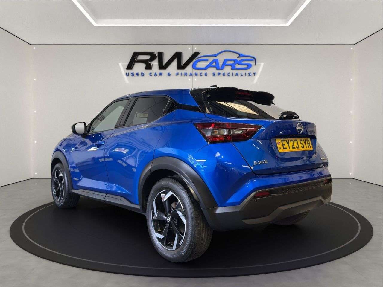 A 2023 NISSAN JUKE 1.6 N-Connecta SUV 5dr Petrol Hybrid Auto Euro 6 (143 ps) A 2023 NISSAN JUKE 1.6 N-Connecta SUV 5dr Petrol Hybrid Auto Euro 6 (143 ps)