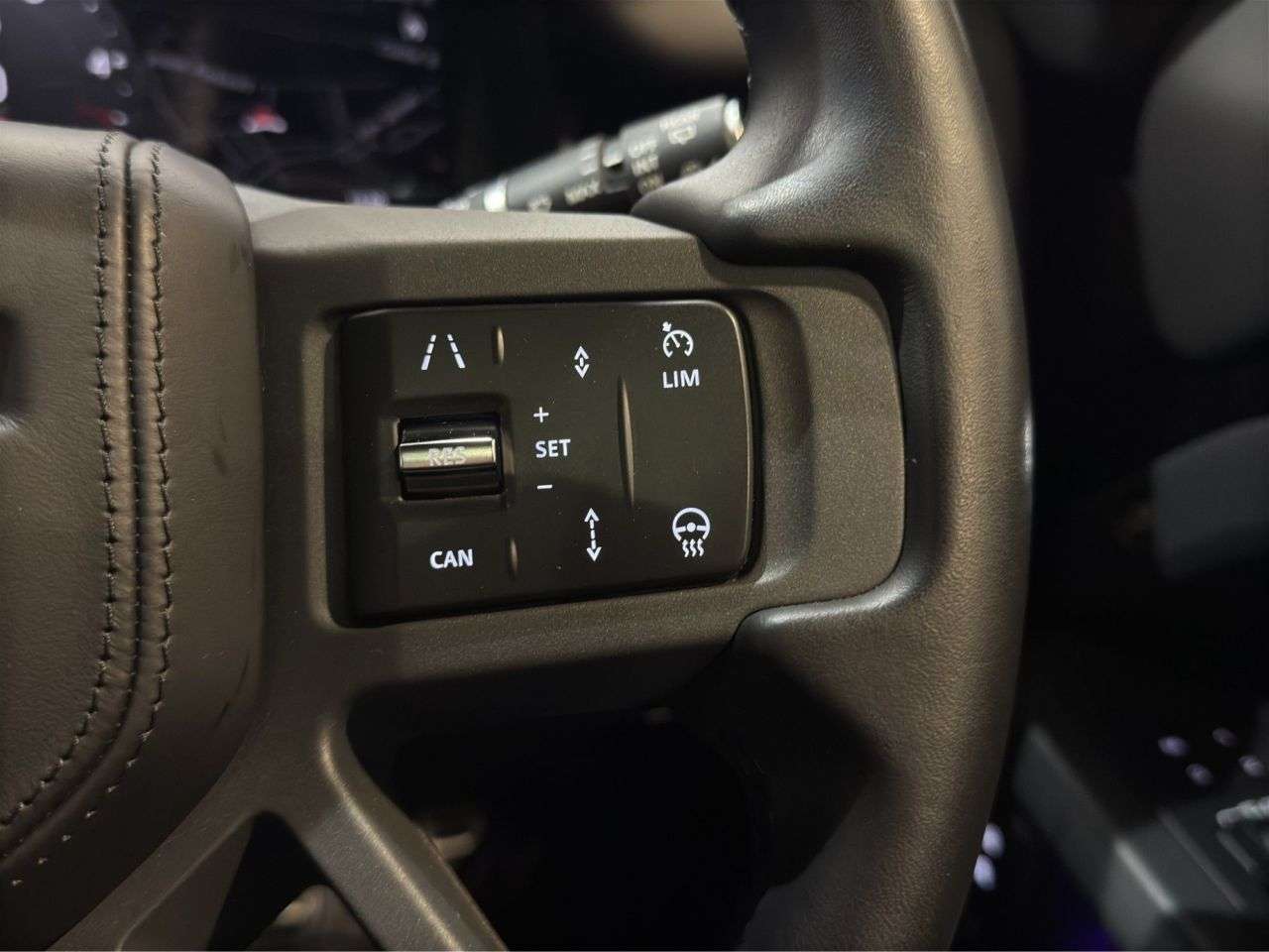 2023 LAND ROVER DEFENDER 2023 LAND ROVER DEFENDER