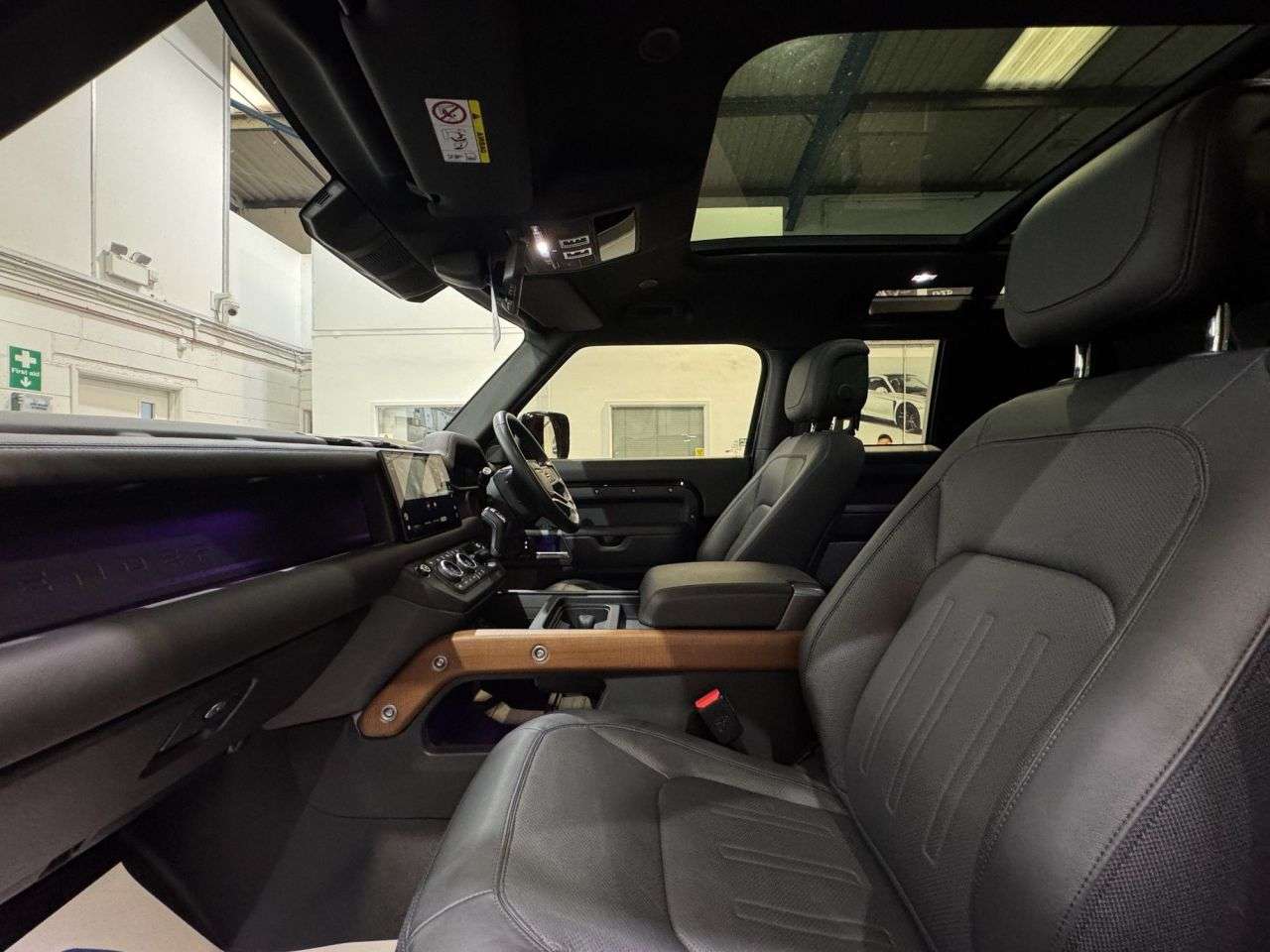 2023 LAND ROVER DEFENDER 2023 LAND ROVER DEFENDER