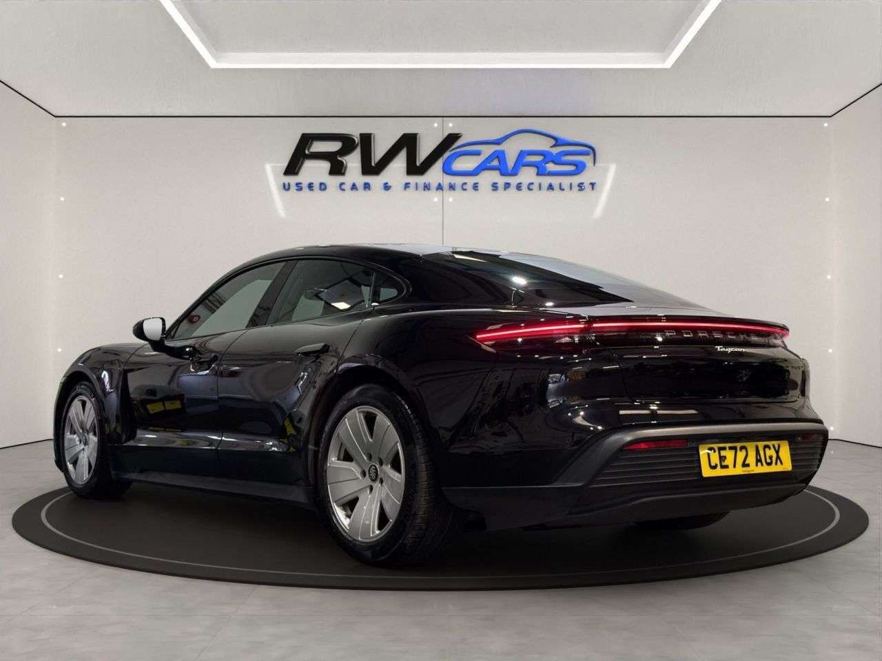 A 2022 PORSCHE TAYCAN Performance 79.2kWh Saloon 4dr Electric Auto RWD (11kW Charger) (408 ps) A 2022 PORSCHE TAYCAN Performance 79.2kWh Saloon 4dr Electric Auto RWD (11kW Charger) (408 ps)