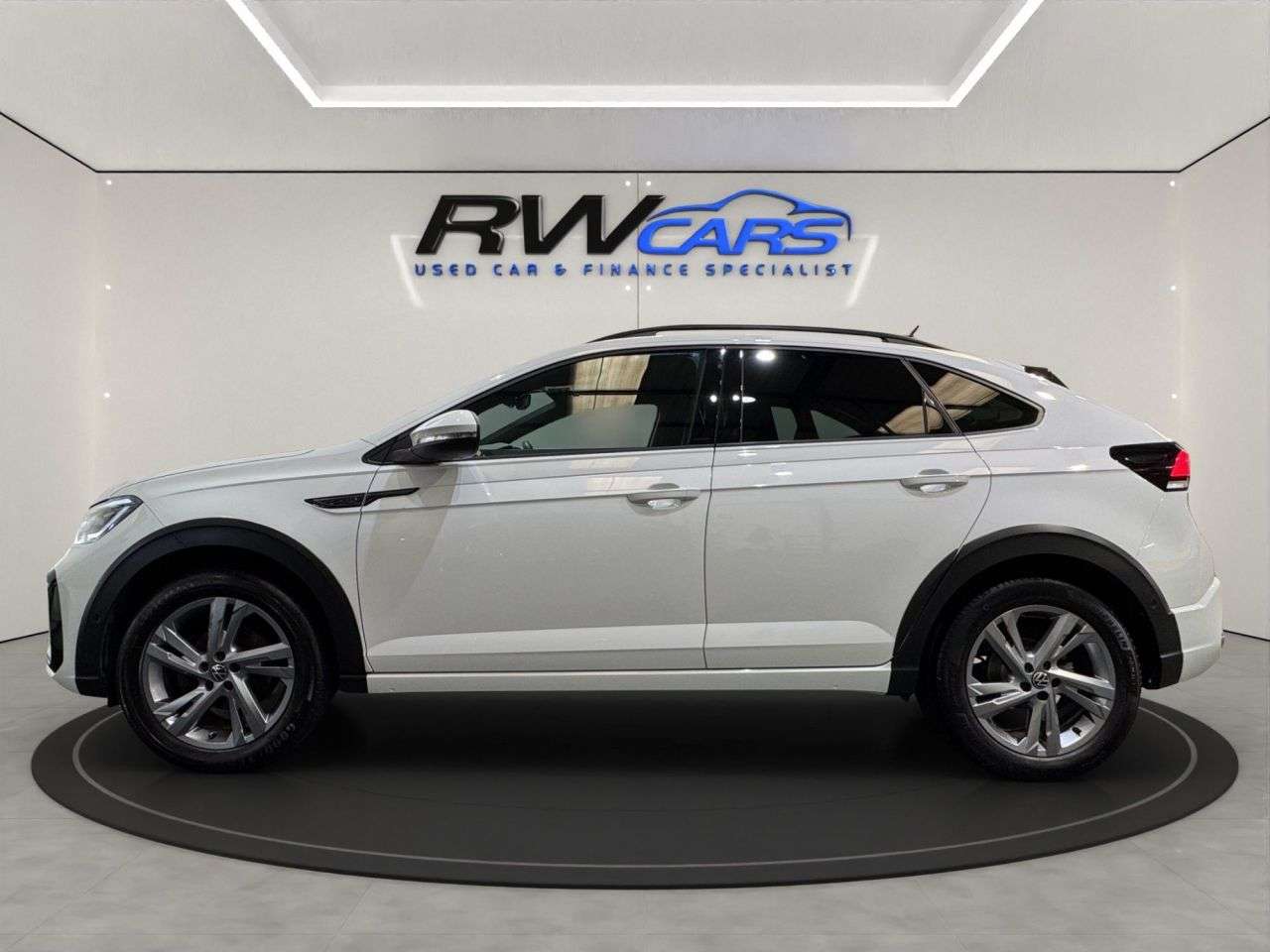 A 2022 VOLKSWAGEN TAIGO 1.0 TSI R-Line SUV 5dr Petrol Manual Euro 6 (s/s) (110 ps) A 2022 VOLKSWAGEN TAIGO 1.0 TSI R-Line SUV 5dr Petrol Manual Euro 6 (s/s) (110 ps)