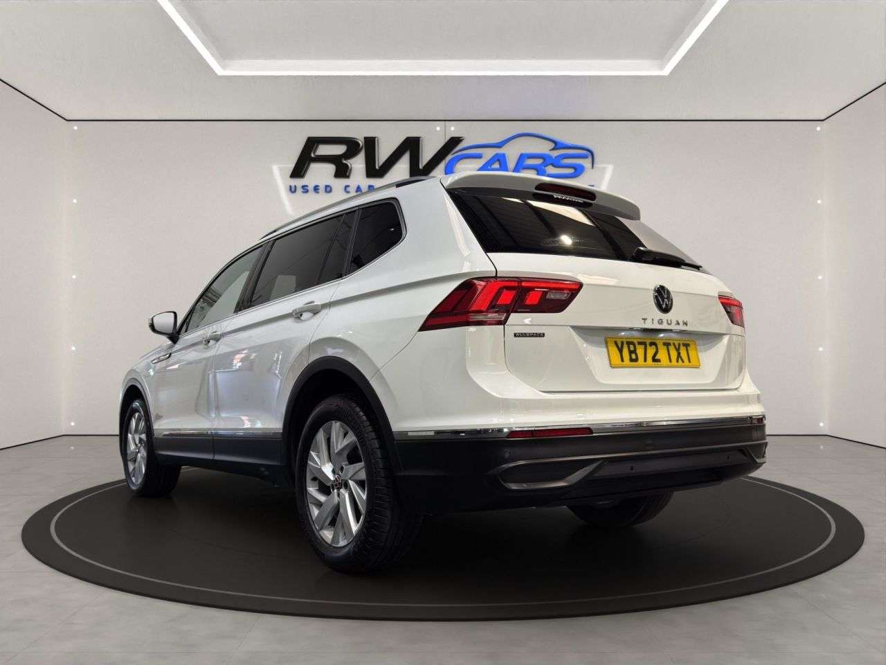 A 2023 VOLKSWAGEN TIGUAN ALLSPACE 1.5 TSI Life SUV 5dr Petrol DSG Euro 6 (s/s) (150 ps) A 2023 VOLKSWAGEN TIGUAN ALLSPACE 1.5 TSI Life SUV 5dr Petrol DSG Euro 6 (s/s) (150 ps)