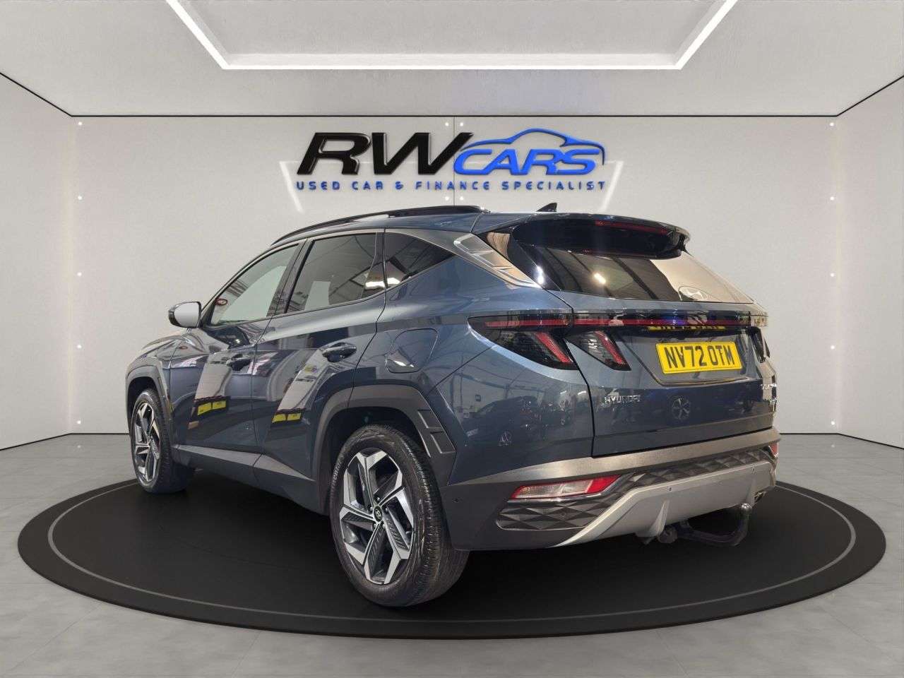 A 2023 HYUNDAI TUCSON 1.6 h T-GDi 13.8kWh Ultimate SUV 5dr Petrol Plug-in Hybrid Auto 4WD Euro 6 A 2023 HYUNDAI TUCSON 1.6 h T-GDi 13.8kWh Ultimate SUV 5dr Petrol Plug-in Hybrid Auto 4WD Euro 6