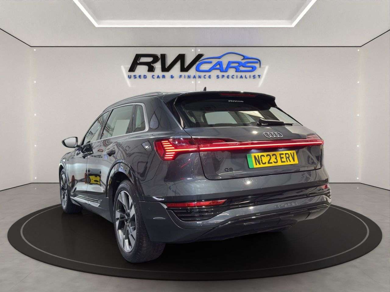 A 2023 AUDI Q8 E-TRON 50 Sport SUV 5dr Electric Auto quattro 95kWh (11kW Charger) (340 ps) A 2023 AUDI Q8 E-TRON 50 Sport SUV 5dr Electric Auto quattro 95kWh (11kW Charger) (340 ps)