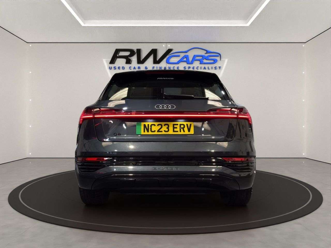 2023 AUDI Q8 E-TRON 2023 AUDI Q8 E-TRON