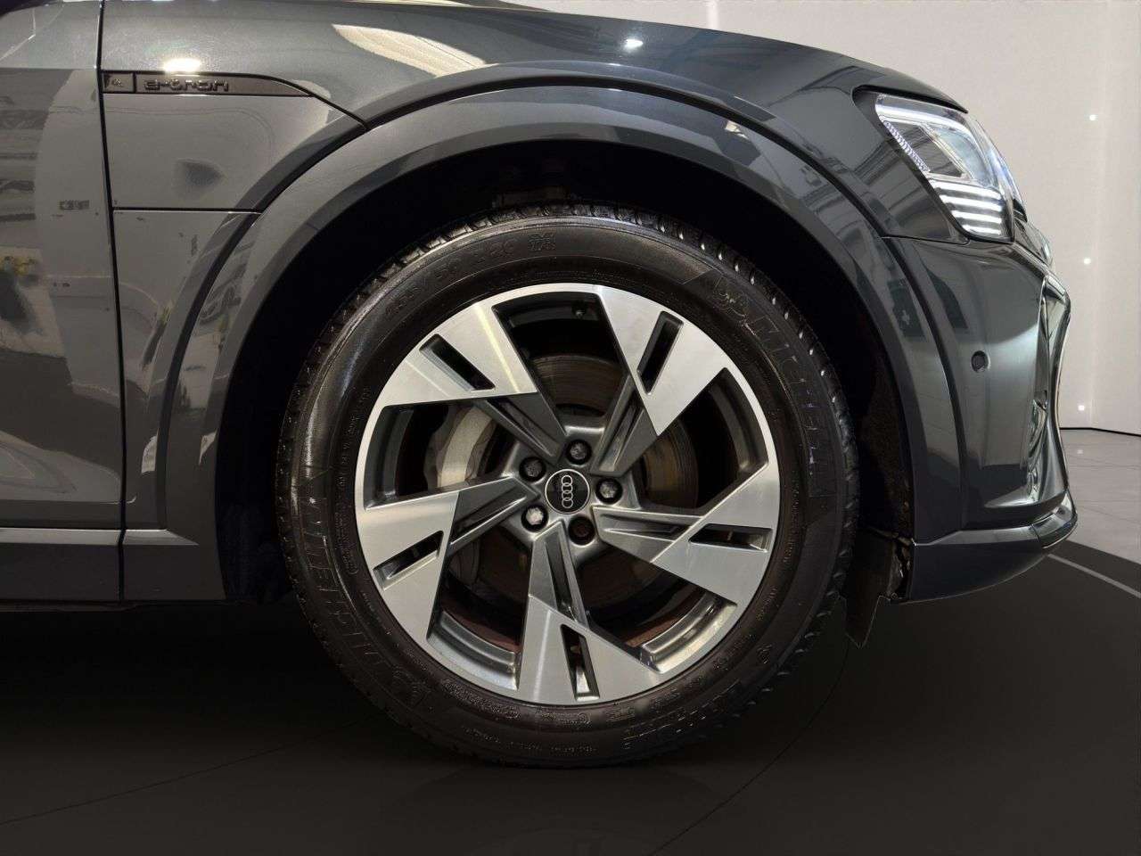 2023 AUDI Q8 E-TRON 2023 AUDI Q8 E-TRON