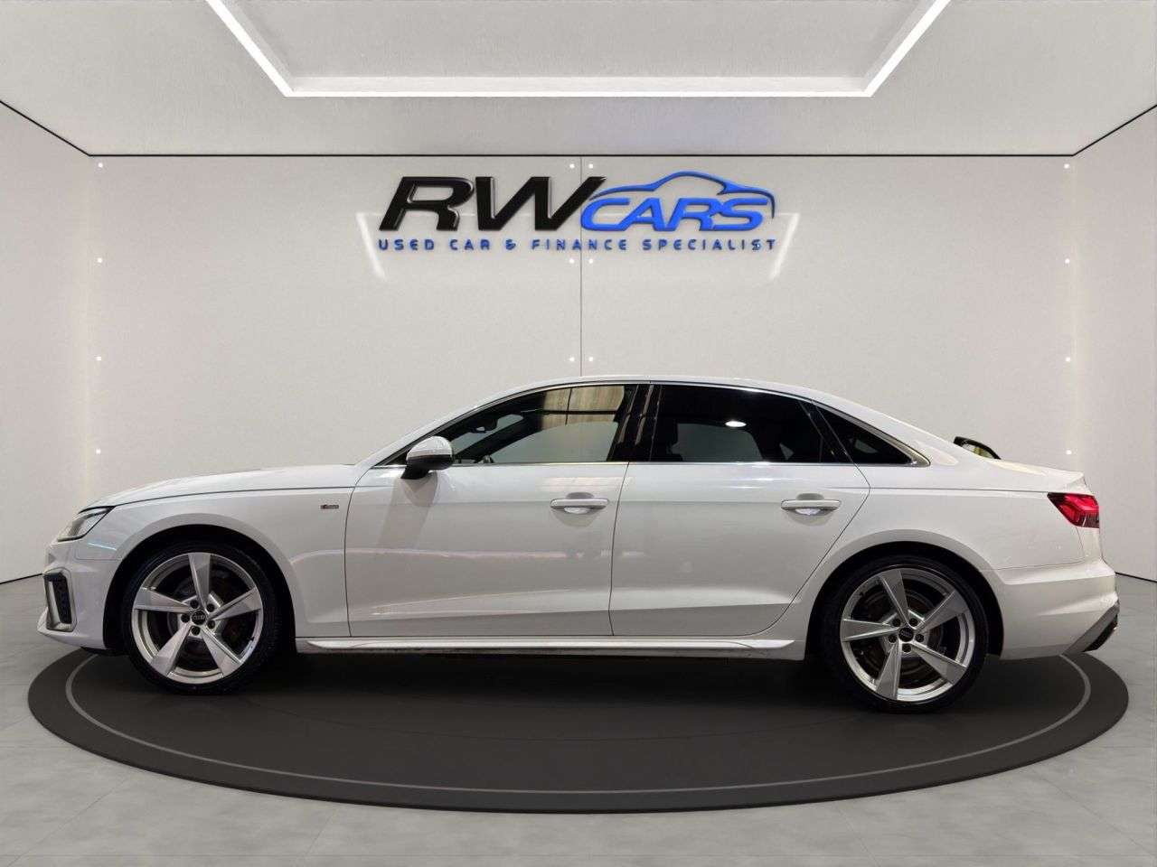 A 2023 AUDI A4 2.0 TFSI 35 S line Saloon 4dr Petrol S Tronic Euro 6 (s/s) (150 ps) A 2023 AUDI A4 2.0 TFSI 35 S line Saloon 4dr Petrol S Tronic Euro 6 (s/s) (150 ps)